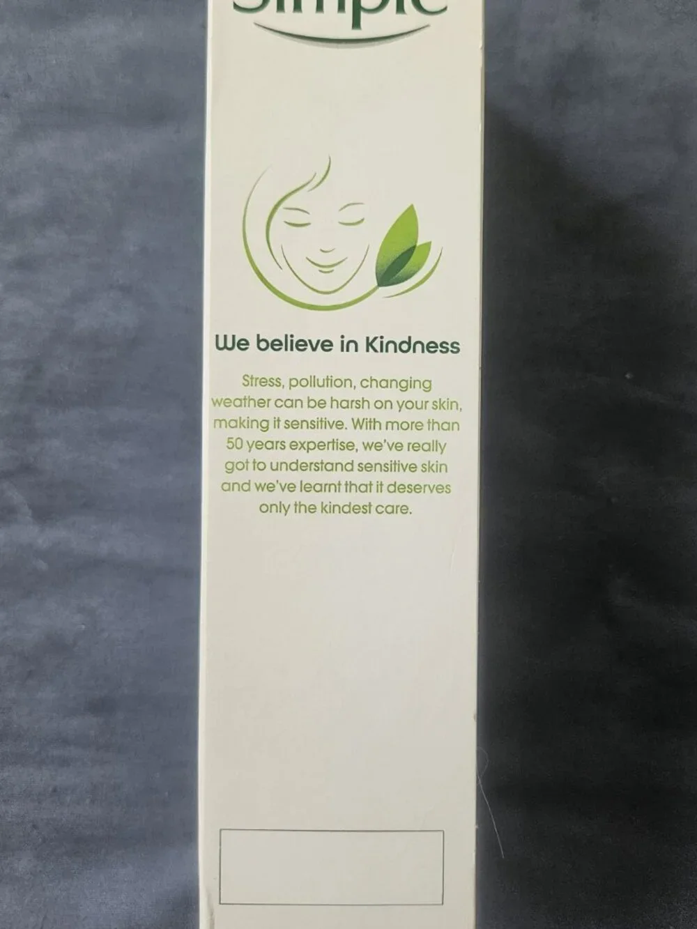 Simple Kind to Skin Replenishing Rich Moisturizer Vitamins B5 & E, 4.2 oz NIB